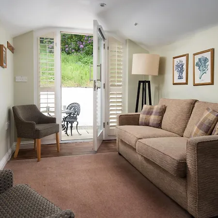 The Lakehouse At The Waterhead Inn, Guest house