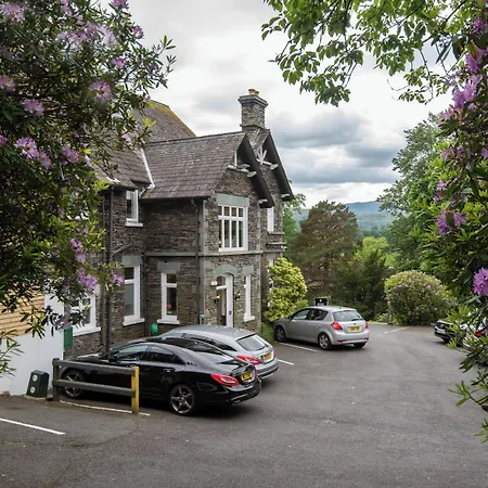 Guest house The Lakehouse At The Waterhead Inn,