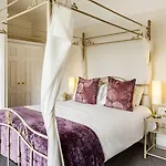 Gasthof The Lakehouse At The Waterhead Inn,