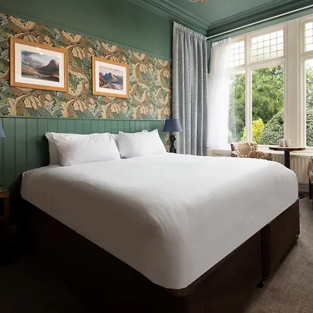 Lakehouse At The Waterhead