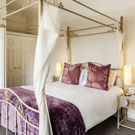 Penzion The Lakehouse At The Waterhead Inn,