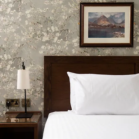 Pensjonat The Lakehouse At The Waterhead Inn, 4*