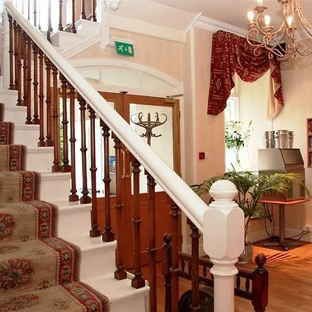 The Lakehouse At The Waterhead Inn, 4*