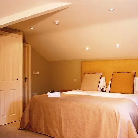 Lakehouse At The Waterhead Guest house