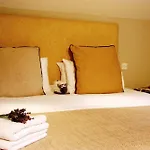 The Lakehouse At The Waterhead Inn, Гостевой дом 4*