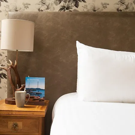 بيت ضيافة The Lakehouse At The Waterhead Inn, آمبيلسايد