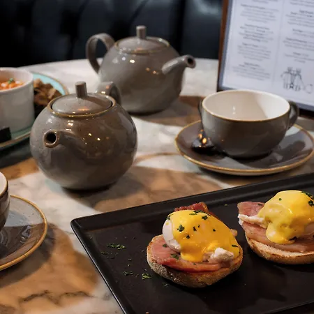 The Lakehouse At The Waterhead Inn,